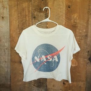 cropped creme white NASA t shirt
